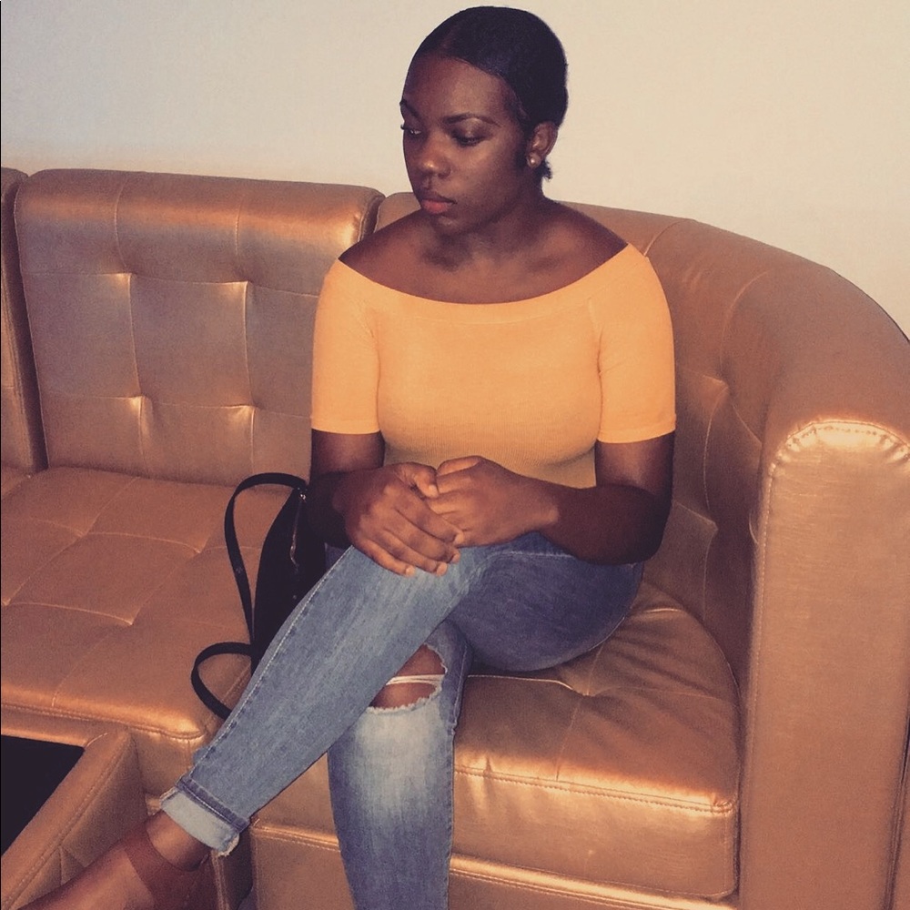 Meet your Posher, Chidinma - Picture 1 of 1